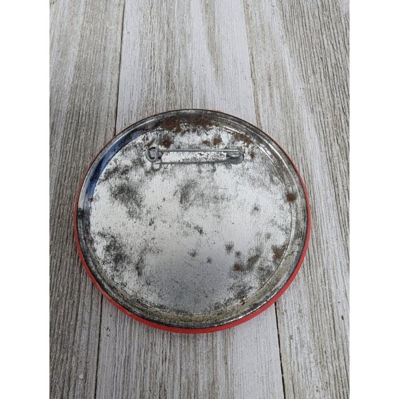 Vintage 1991 McDonald's Ask Me About Free Refills! Employee Pin Button - Picture 2 of 3